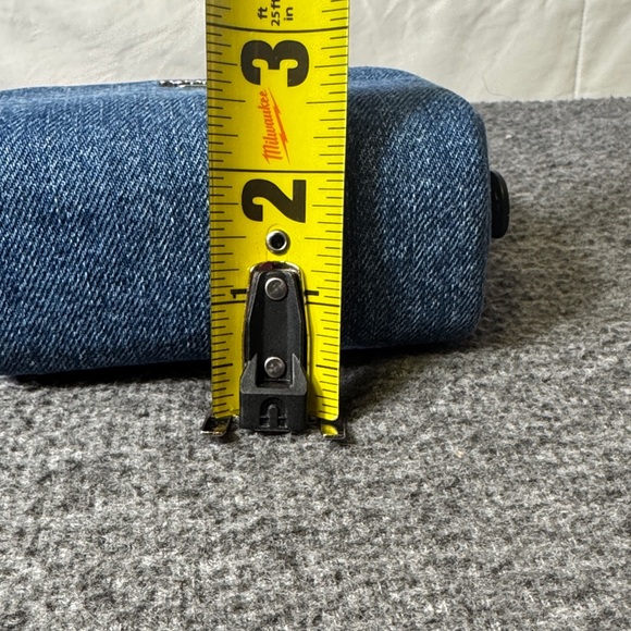 Coach Denim Wristlet Pouch Indigo Blue Zip Clutch NWT - Picture 14 of 15